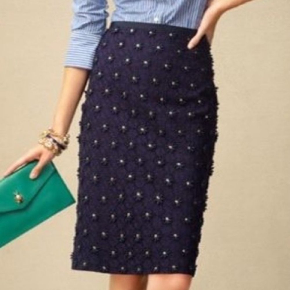 Talbots Eyelet Flower Pencil Skirt Size 6P